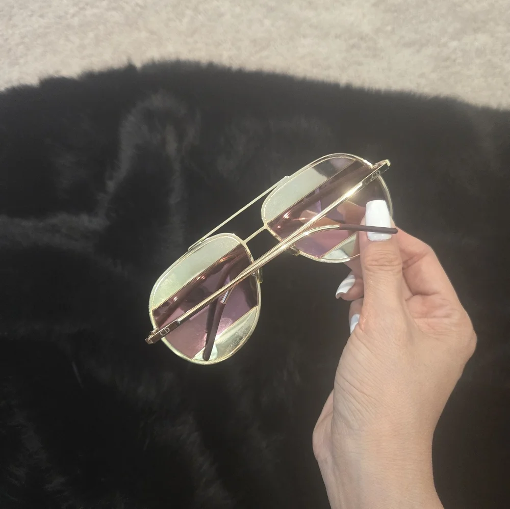 Dior Pink And Gold Aviator Sunglasses - Picture 4 of 12